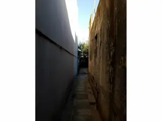 TERRENO DE 320 M² SOBRE AVENIDA EVA PERÓN CON UNA SUPERFICIE CONSTRUIBLE DE 912 M² foto 2