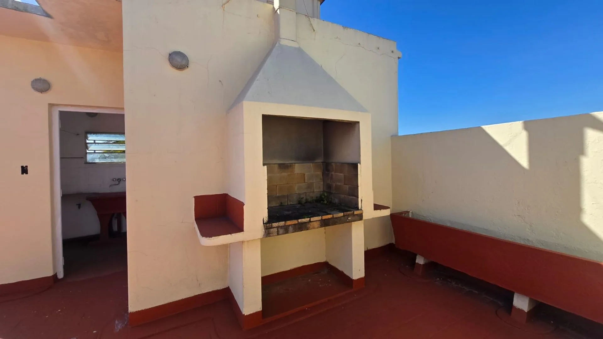 VENTA CASA MULTIFAMILIAR JARDIN AVELLANEDA CREDITO foto 3
