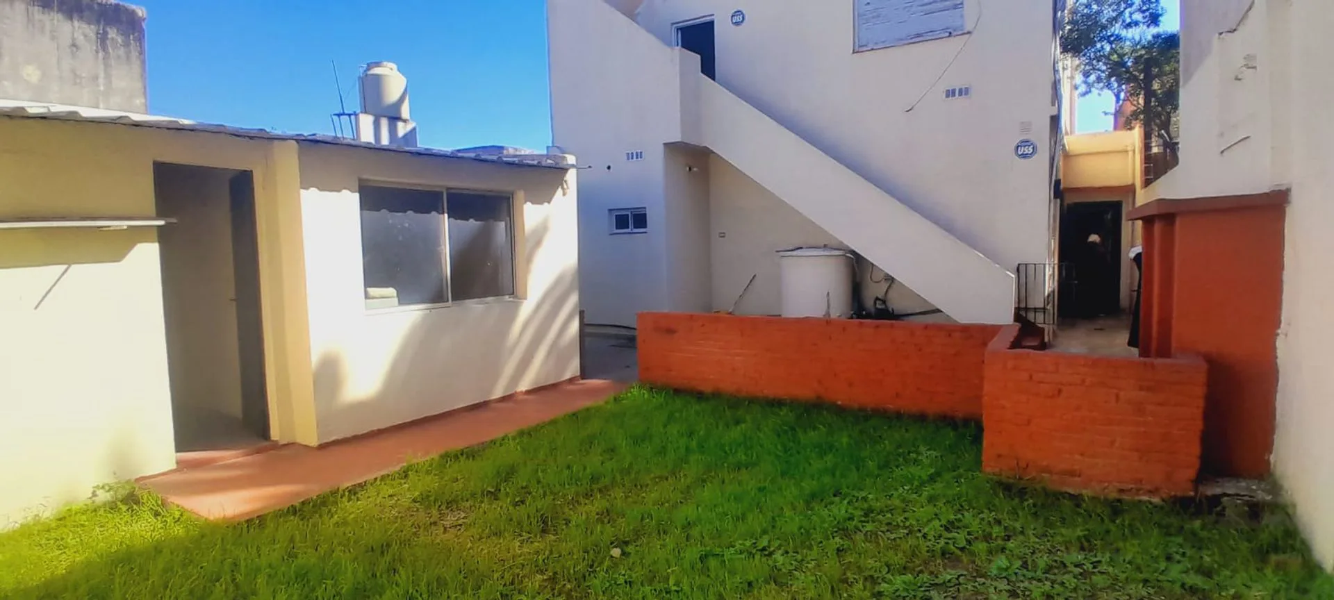 VENTA CASA MULTIFAMILIAR JARDIN AVELLANEDA CREDITO foto 5