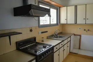 Amplio Departamento céntrico de 2 dormitorios con excelente vista al Lago foto 5