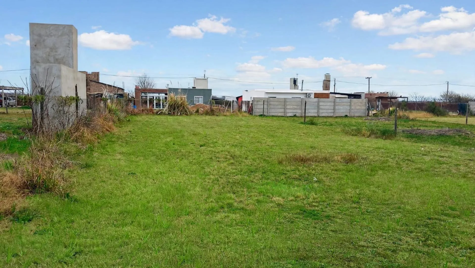 VENTA DE TERRENO EN PUNTA CHACRA foto 2