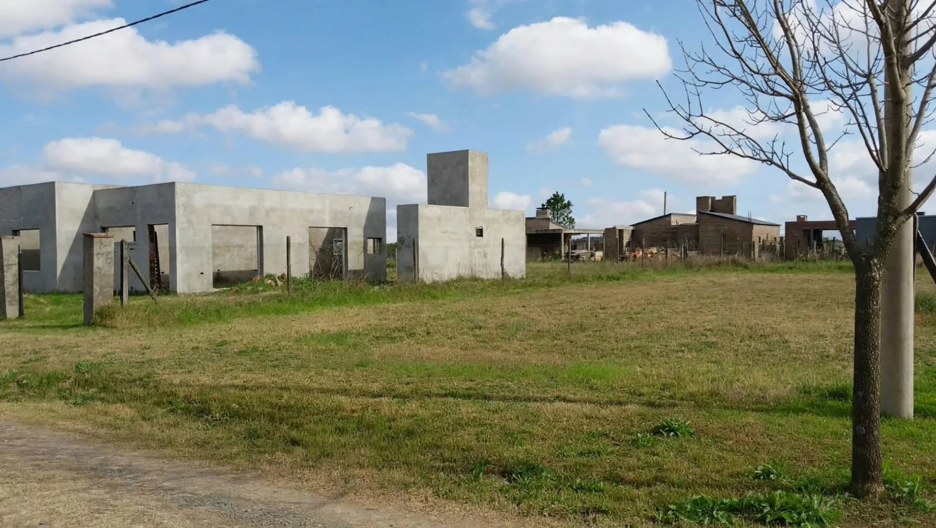 VENTA DE TERRENO EN PUNTA CHACRA foto 4