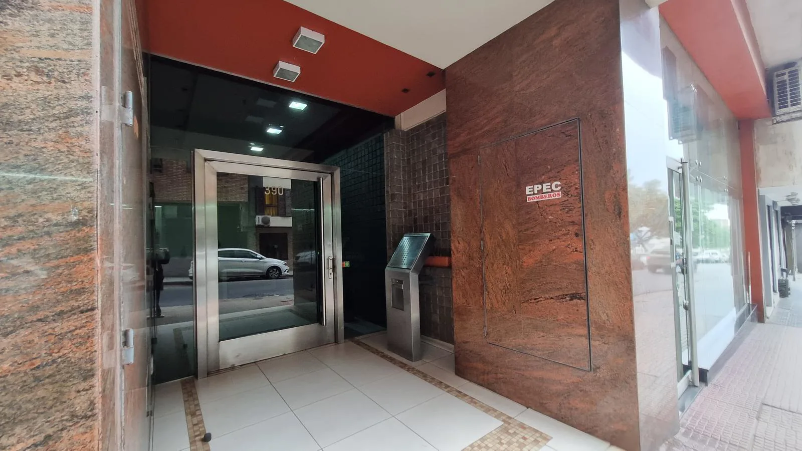 Departamento en Venta | Nueva Córdoba | 2 Dormitorios | 2 Baños | Balcón foto 3