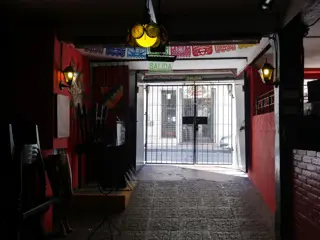 EXELENTE LOCAL COMERCIAL EN CASCO HISTORICO foto 4