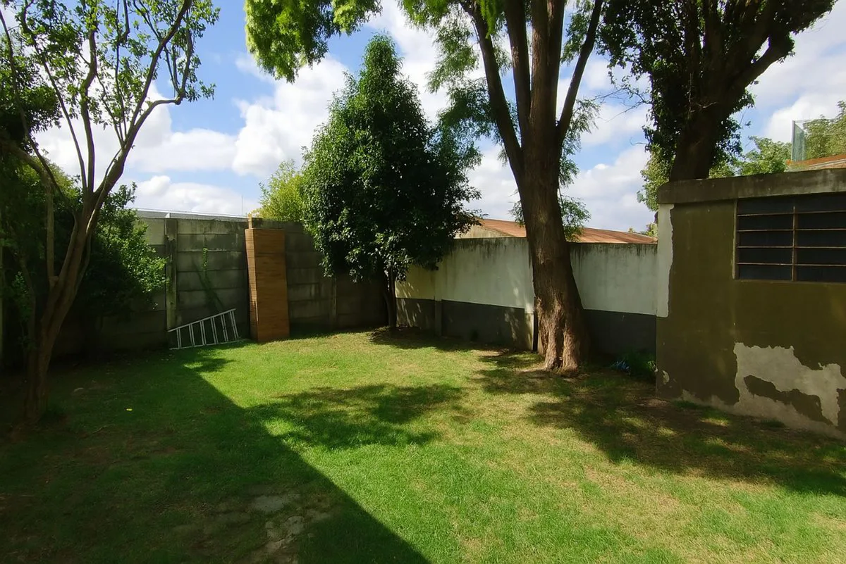 VENTA CASA 4 AMBIENTES JARDIN COHERA BOULOGNE foto 4