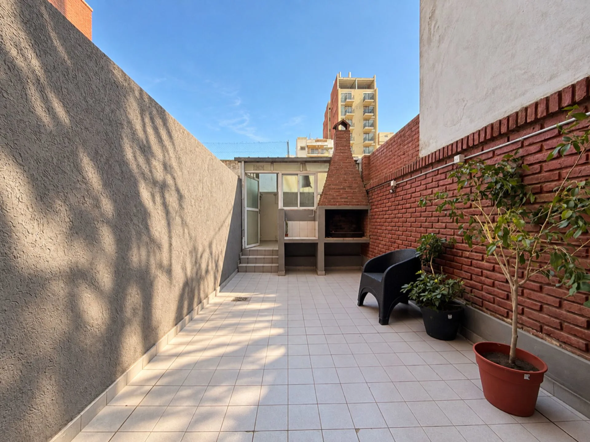 Venta departamento 2 ambientes con cochera foto 5