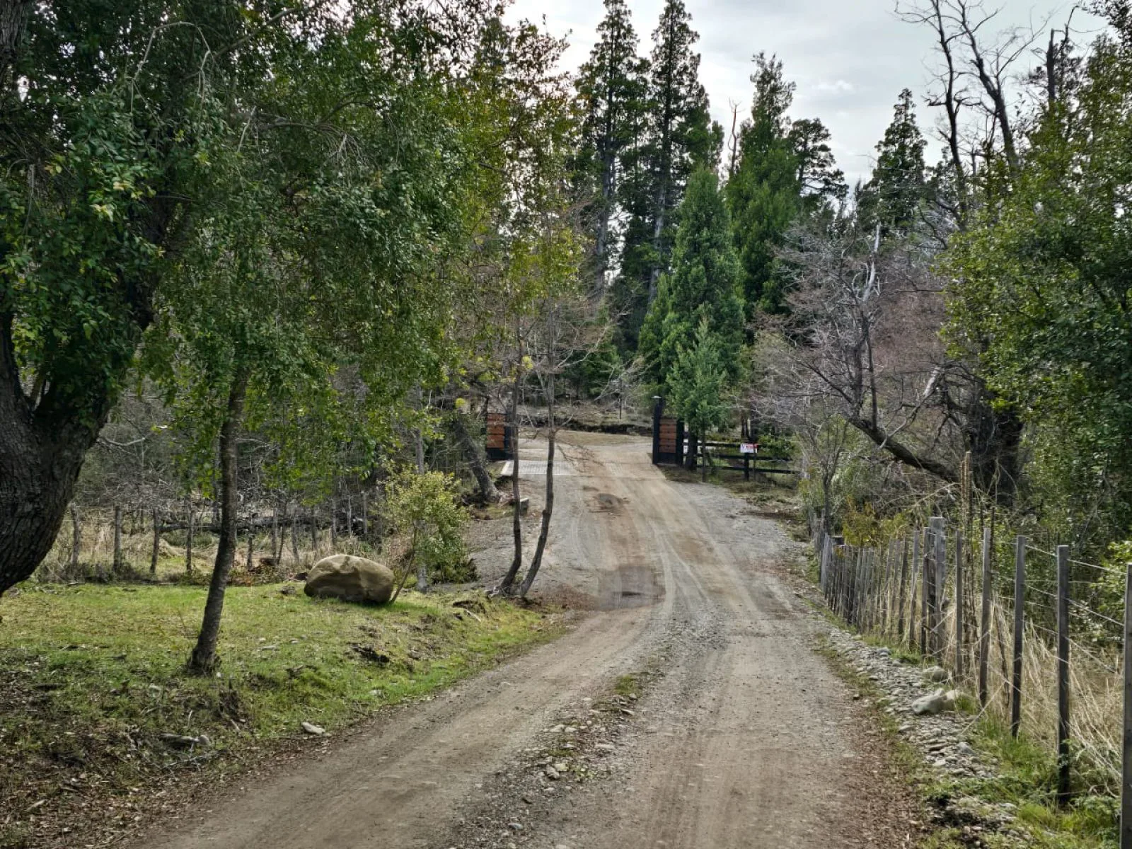 TERRENO DE 1 Ha EN PARQUE LAGUNA BRYCHAN foto 3
