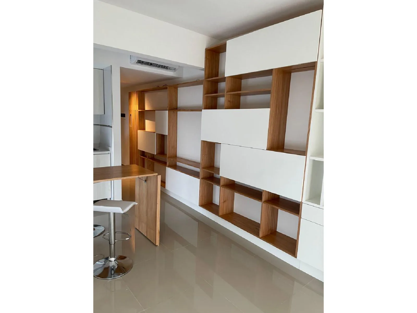 VENTA!! Monoambiente Vista abierta en Paseo de la Cisterna, Monserrat, Caba. foto 2