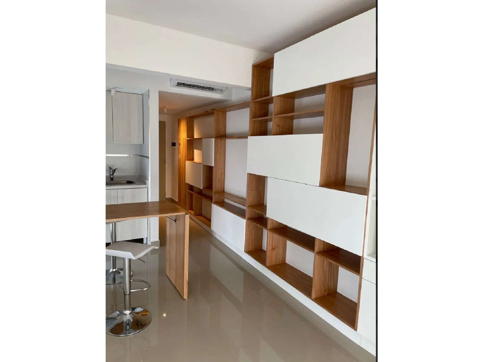 VENTA!! Monoambiente Vista abierta en Paseo de la Cisterna, Monserrat, Caba. foto 3