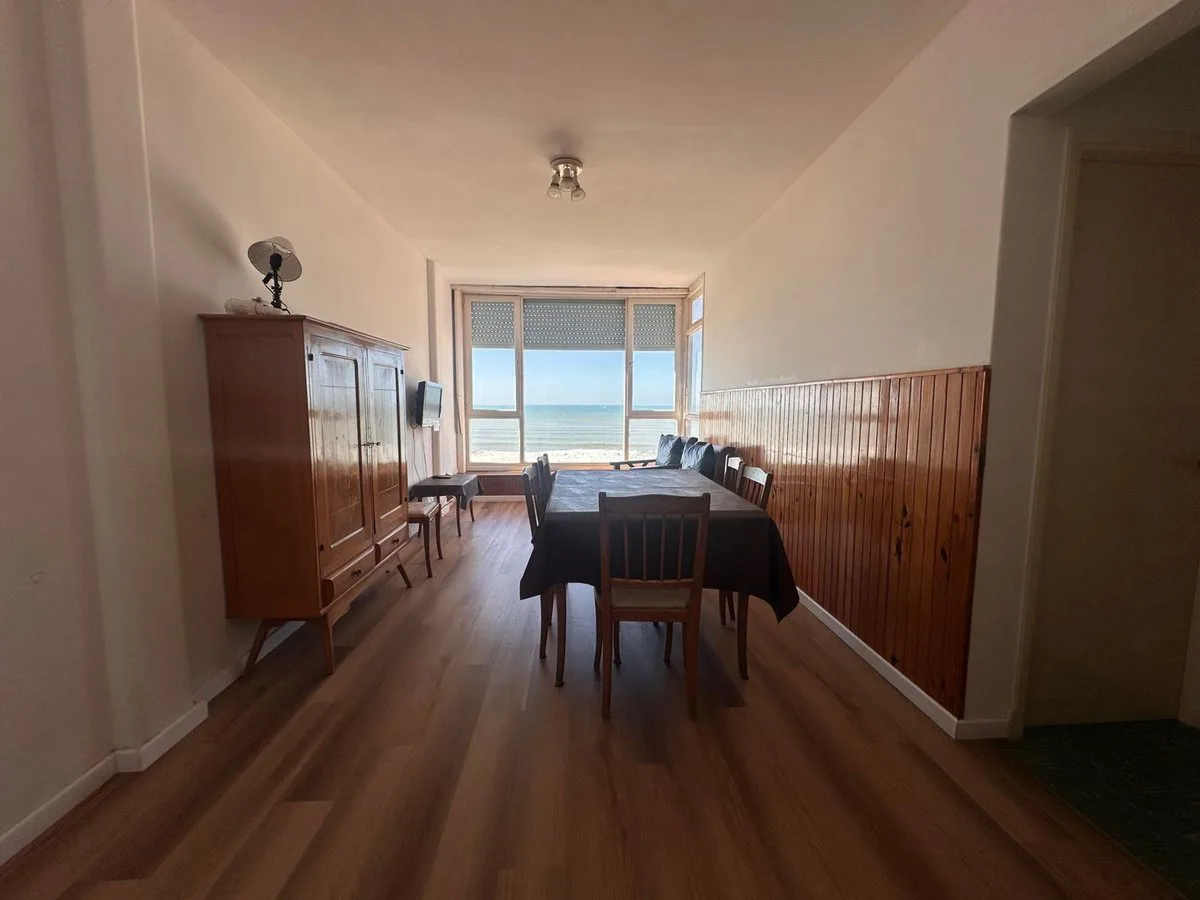 VENTA DEPARTAMENTO 4 AMB CON VISTA AL MAR foto 3