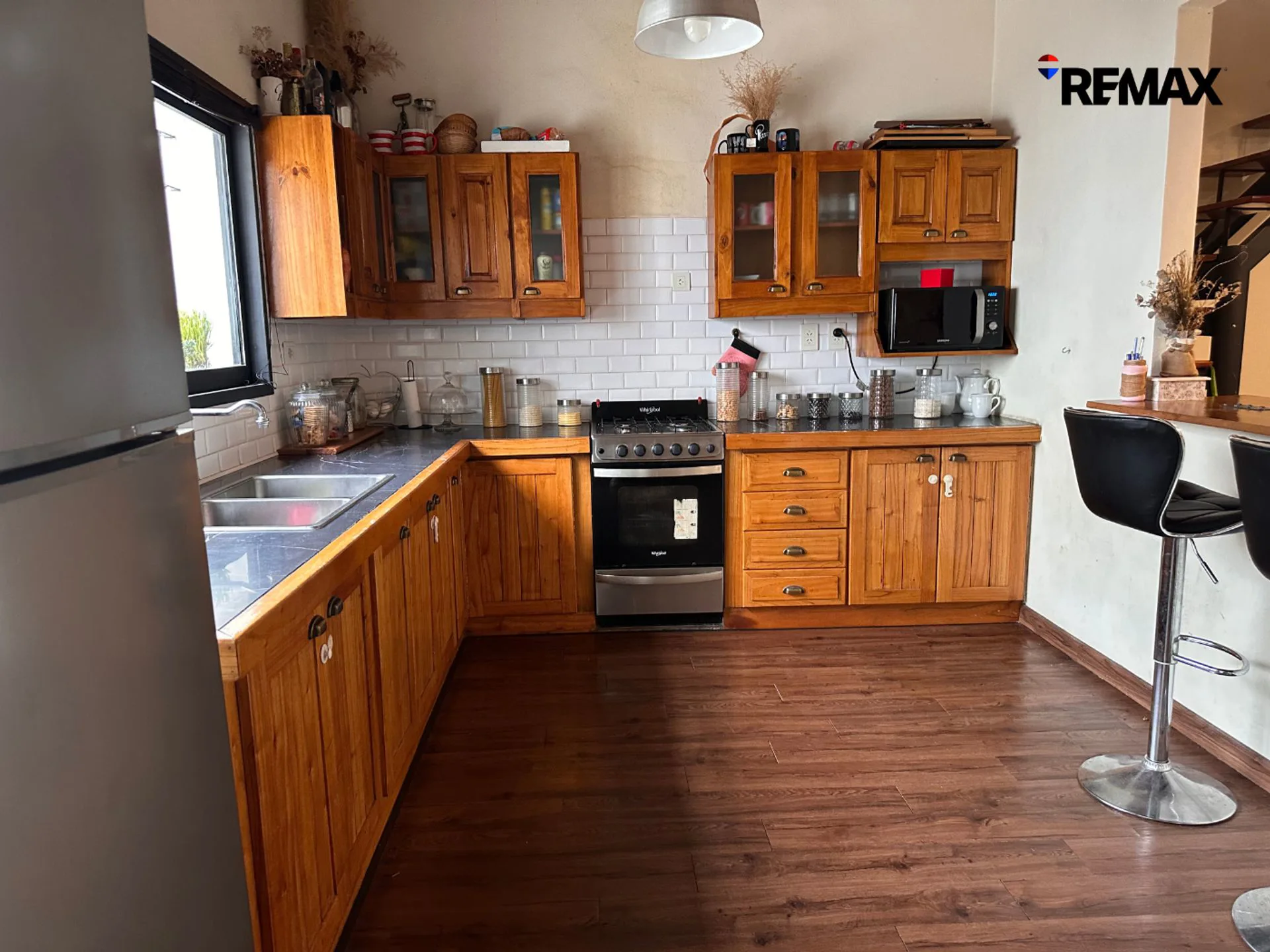 VENTA CASA 4 AMBIENTES RAMOS MEJIA C/ PILETA foto 3