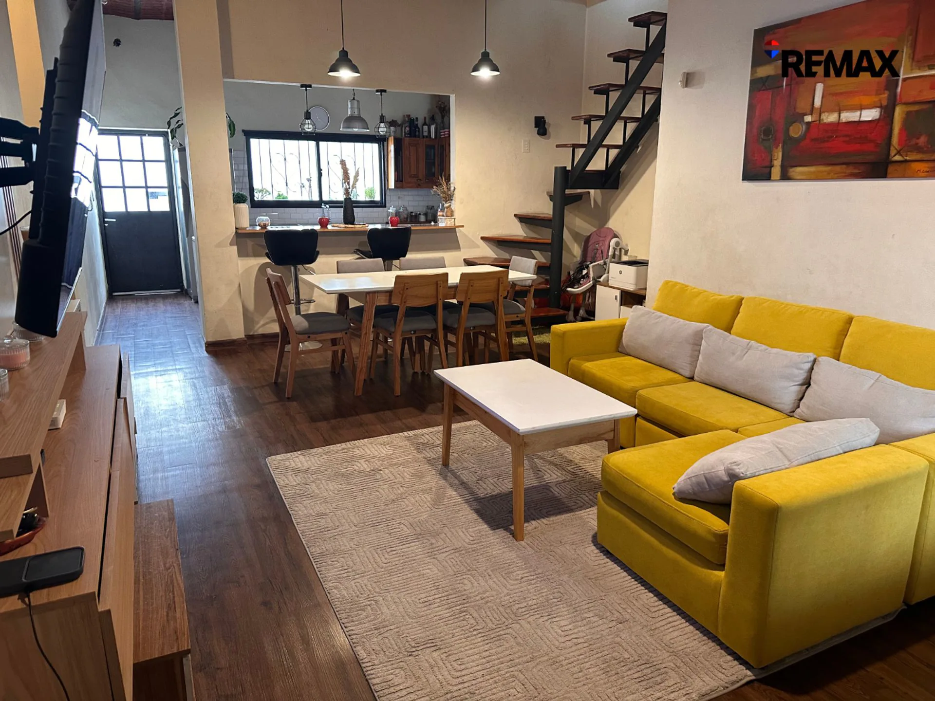 VENTA CASA 4 AMBIENTES RAMOS MEJIA C/ PILETA foto 4
