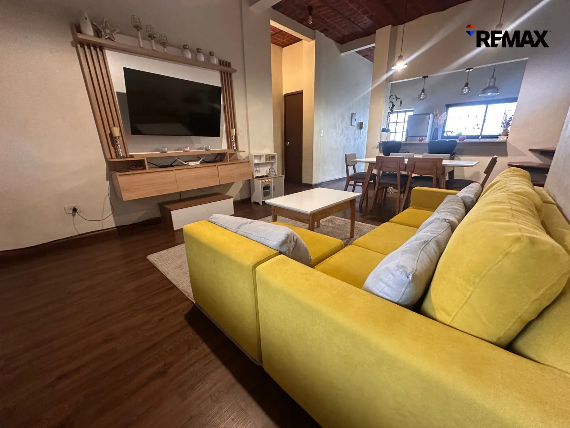 VENTA CASA 4 AMBIENTES RAMOS MEJIA C/ PILETA foto 5