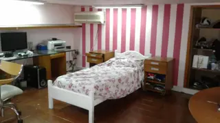 VENTA DE ESPECTACULAR GALPÓN CON PISCINA Y OFICINAS VILLA LUZURIAGA foto 4