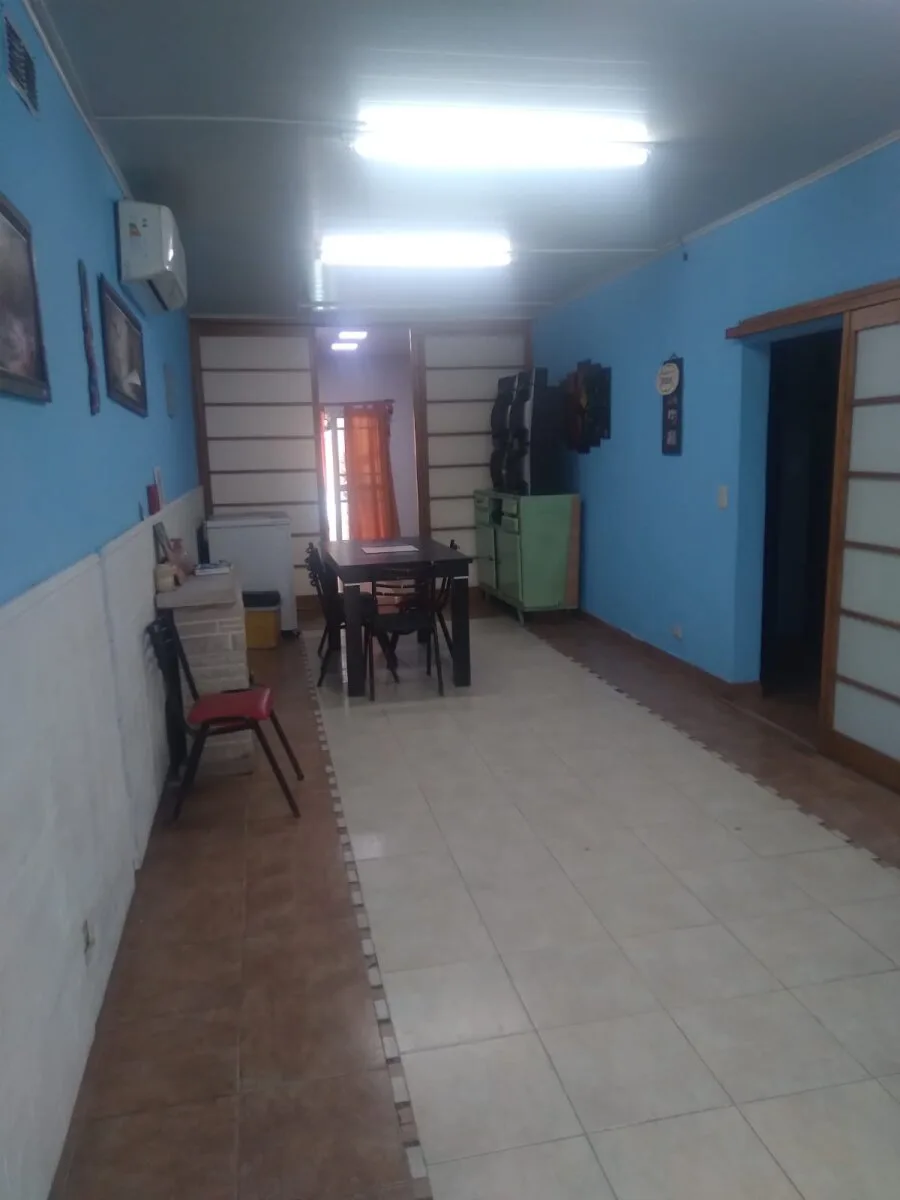 VENTA- Casa de 3 ambientes, con piscina,VIRREY DEL PINO foto 4
