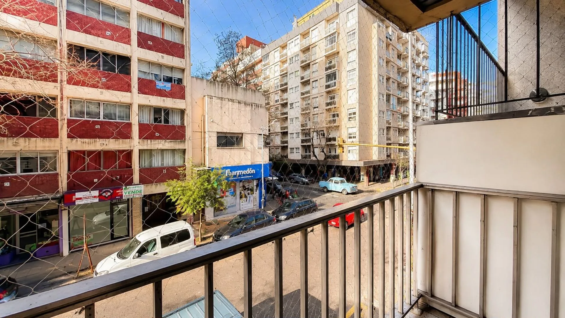 VENTA DEPARTAMENTO 2 AMBIENTES CENTRO CON BALCON. foto 4
