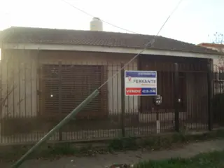 CASA EN VENTA, TEMPERLEY ESTE. JULIAN DE CASAL AL 1300 . APTA CREDITO HIPOTECARIO foto 3