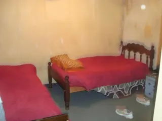 CASA EN VENTA, TEMPERLEY ESTE. JULIAN DE CASAL AL 1300 . APTA CREDITO HIPOTECARIO foto 4