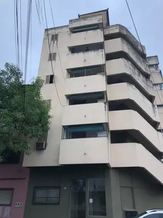 VENDO HERMOSO Y AMPLIO DEPARTAMENTO DE DOS DORM MAS DEP foto 1