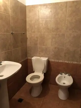 VENDO HERMOSO Y AMPLIO DEPARTAMENTO DE DOS DORM MAS DEP foto 5