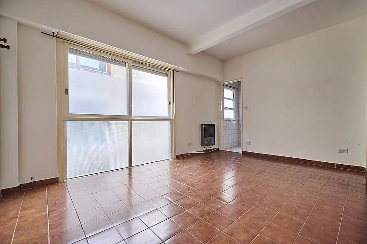 Balbin Ricardo Dr. Av. 2300 foto 4