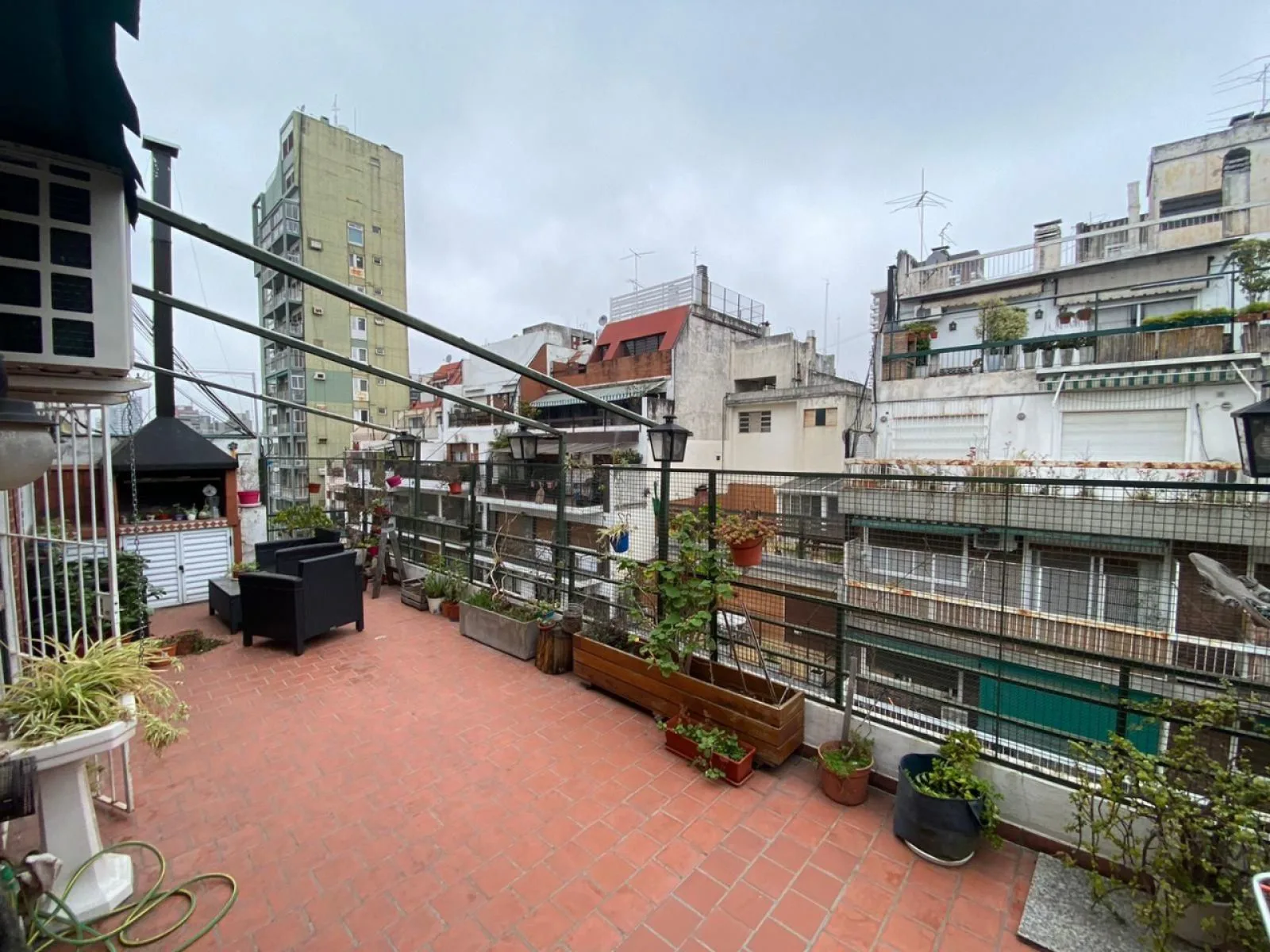 Excelente 3 ambientes con Balcon Aterrazado foto 2