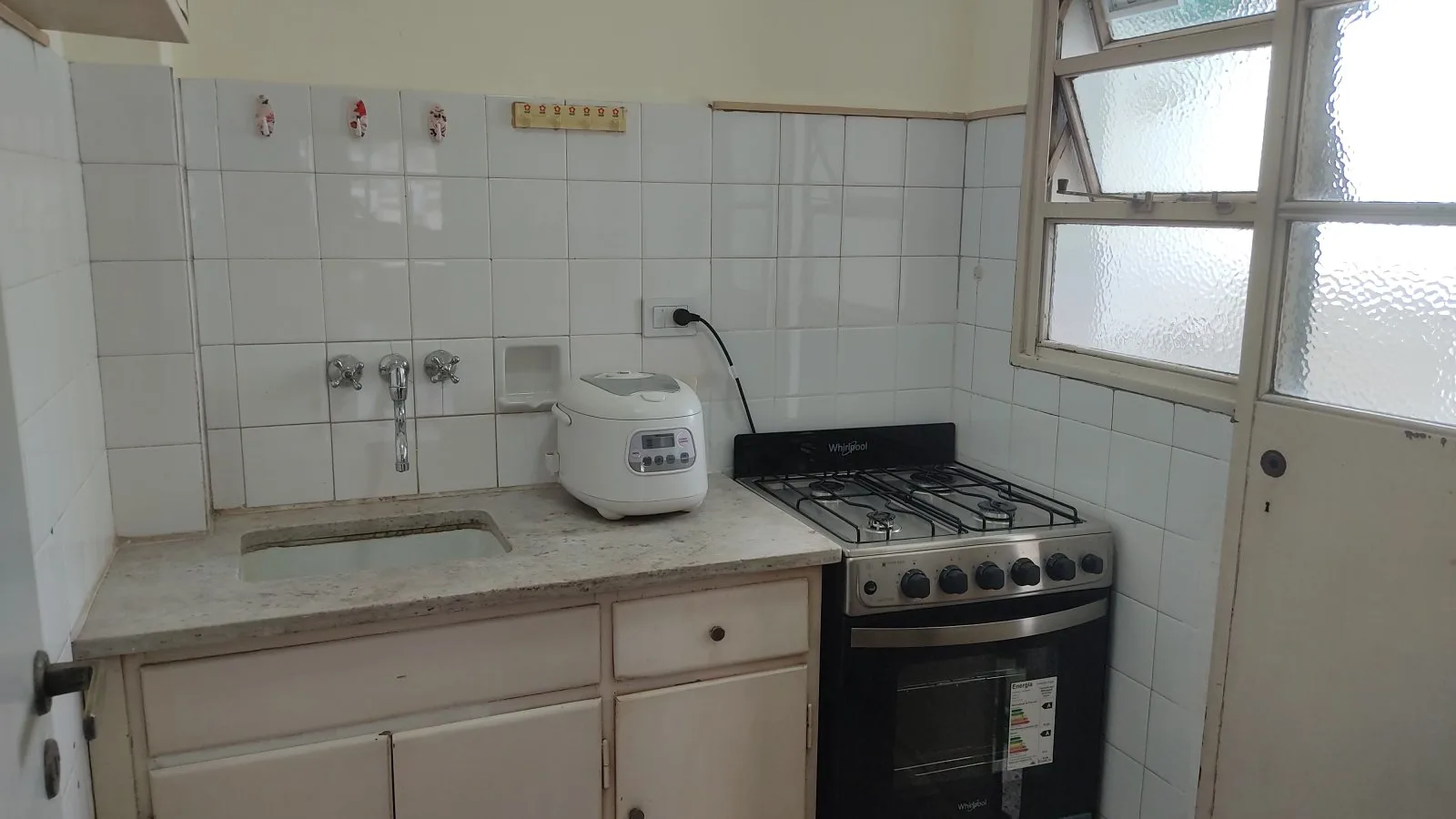 Se alquila un departamento de 3 ambientes amoblado - Barrio Norte foto 5