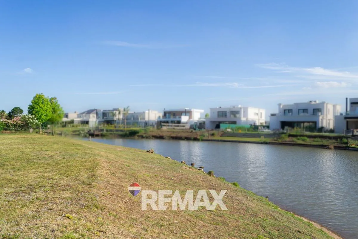 LOTE EN VENTA BARRIO TERRALAGOS CANNING foto 4