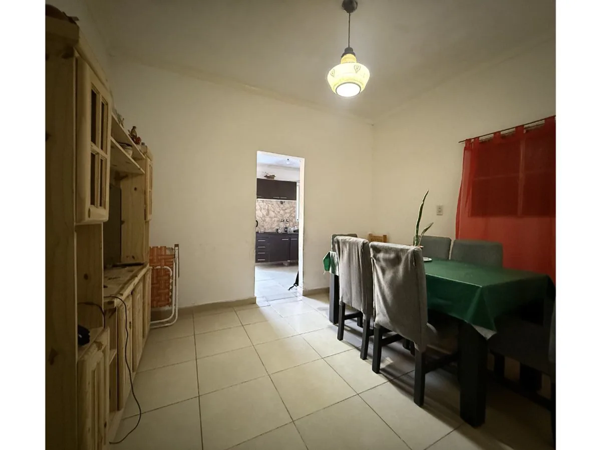 Se VENDE casa de 2 dormitorios foto 3