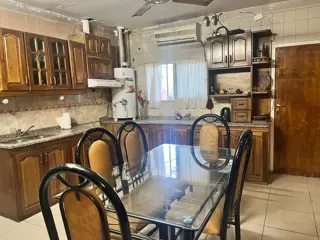 VENTA CASA 2 DORM, COCHERA DOBLE Y LOCAL LAS HERAS foto 4
