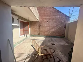 Casa con Quincho y Pileta, Calle Saavedra! foto 3