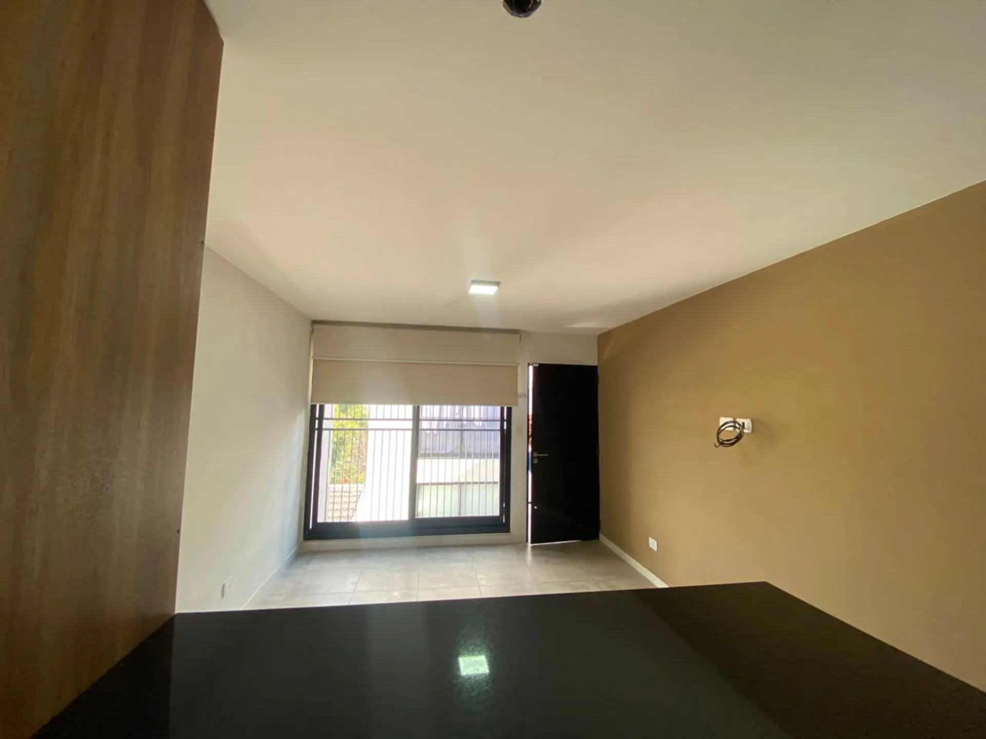 ALQUILER DEPARTAMENTO 2 AMBIENTES  MORON COCHERA foto 3