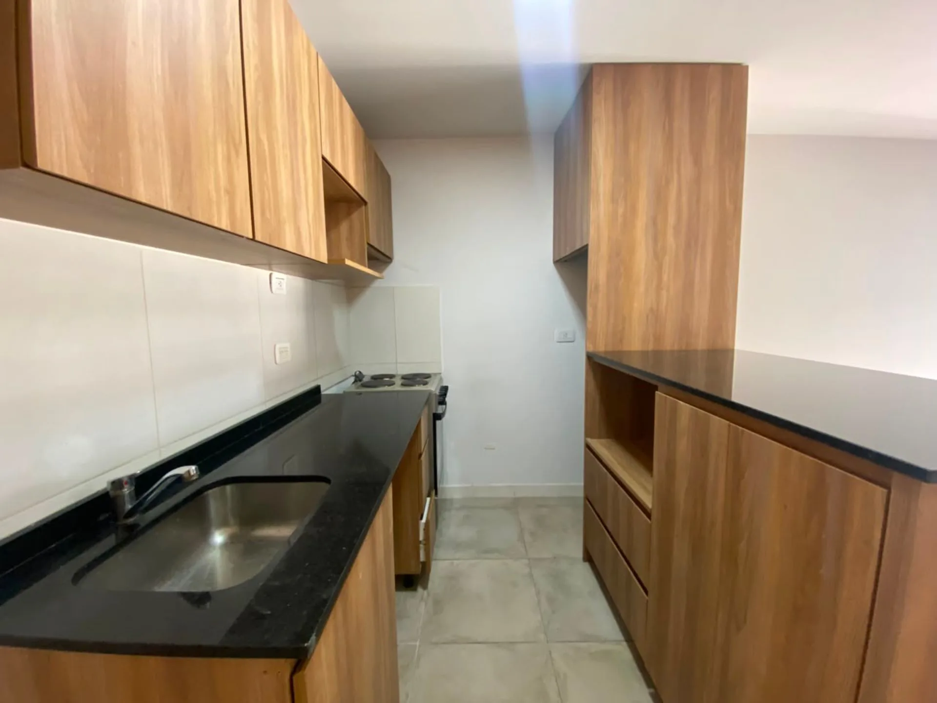 ALQUILER DEPARTAMENTO 2 AMBIENTES  MORON COCHERA foto 4