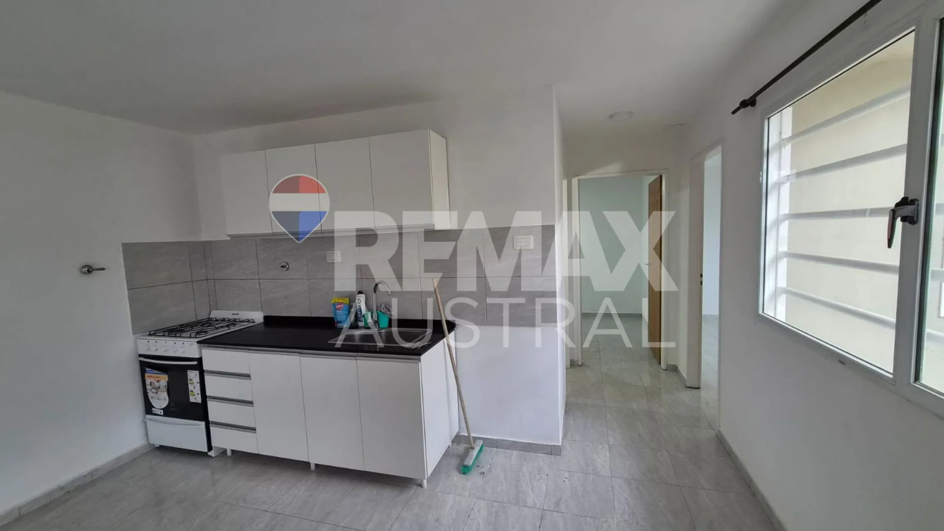 DOS CASAS DE 2 DORMITORIOS-KM 5 COMODORO RIVADAVIA foto 2