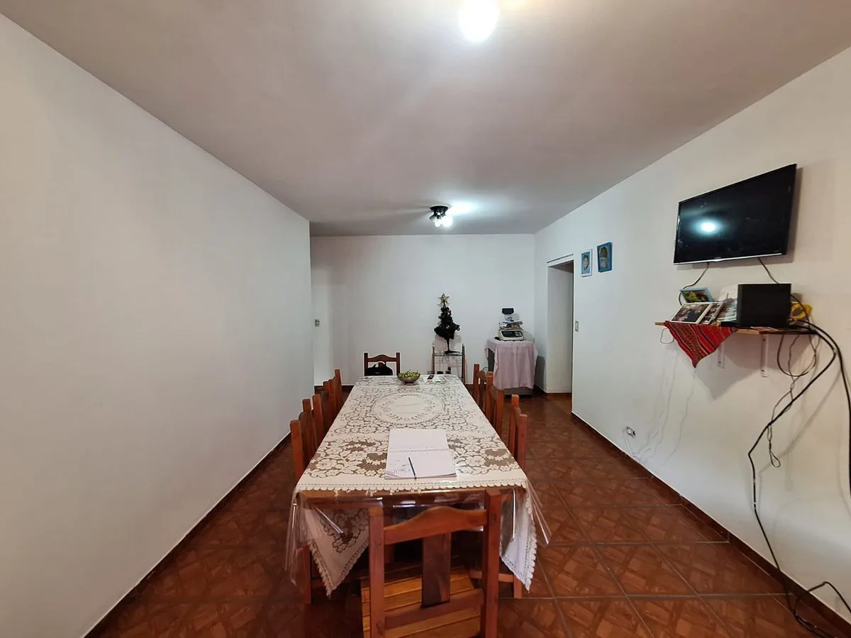 VENTA DEPARTAMENTO 4 AMB FLORES foto 2
