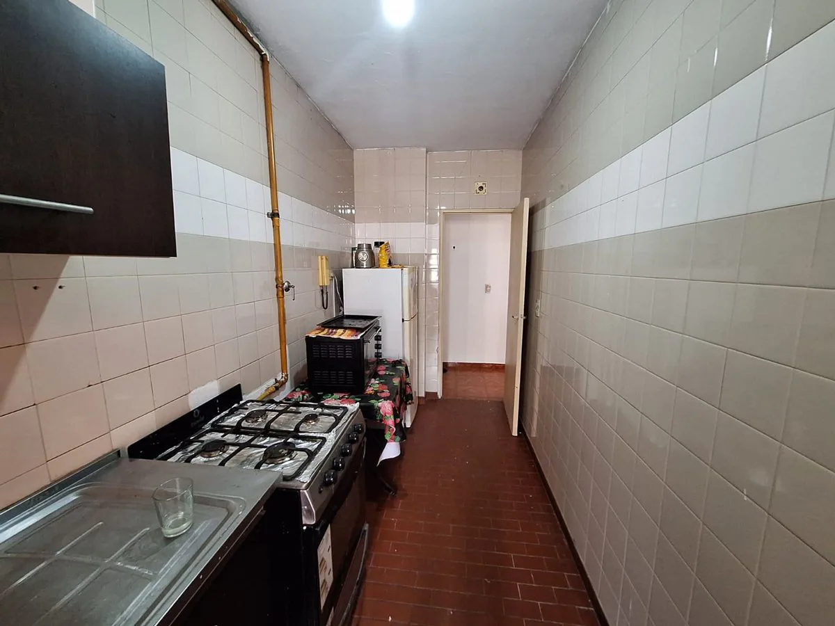 VENTA DEPARTAMENTO 4 AMB FLORES foto 3
