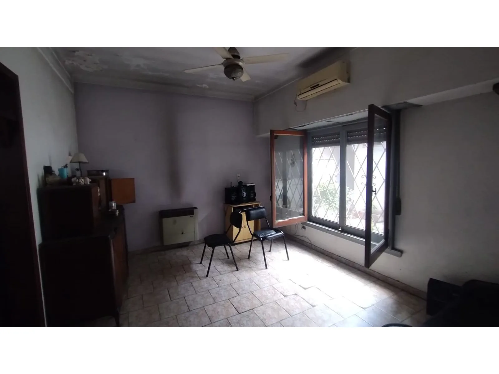 IMPORTANTE INMUEBLE EN BLOQUE EN MORON SUR foto 4