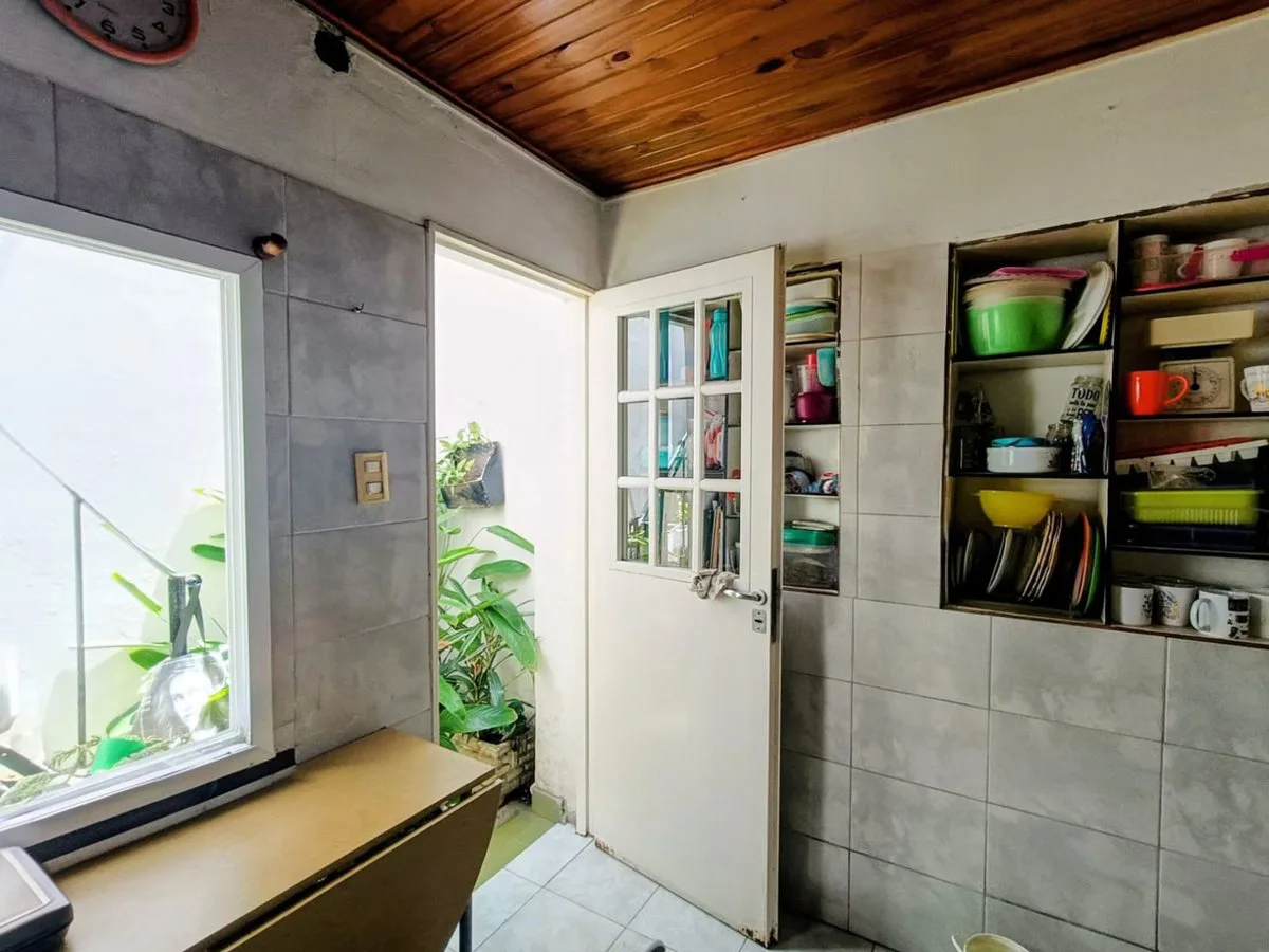 VENTA PH 3 AMB VELEZ SARSFIELD CON TERRAZA Y PATIO foto 2