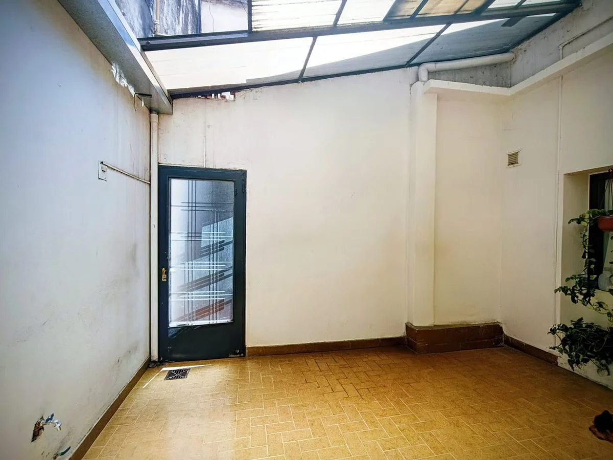 VENTA PH 3 AMB VELEZ SARSFIELD CON TERRAZA Y PATIO foto 5