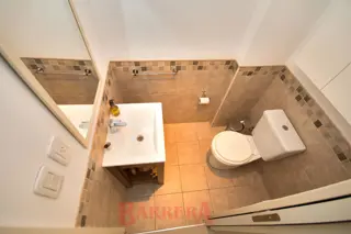 2 Ambientes al frente c/balcón aterrazado, baño y toilette - 4 años foto 3