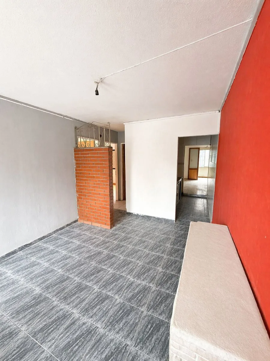 VENTA DEPARTAMENTO 2 DORMITORIOS FRENTE CIRCUN foto 3
