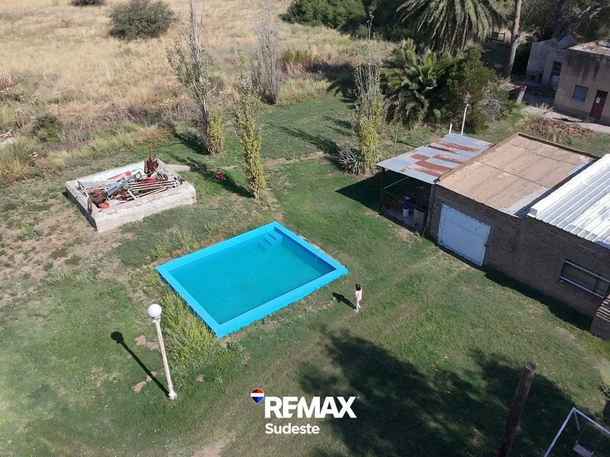 Casa quinta 4d , baño, galpon, y pileta. foto 3