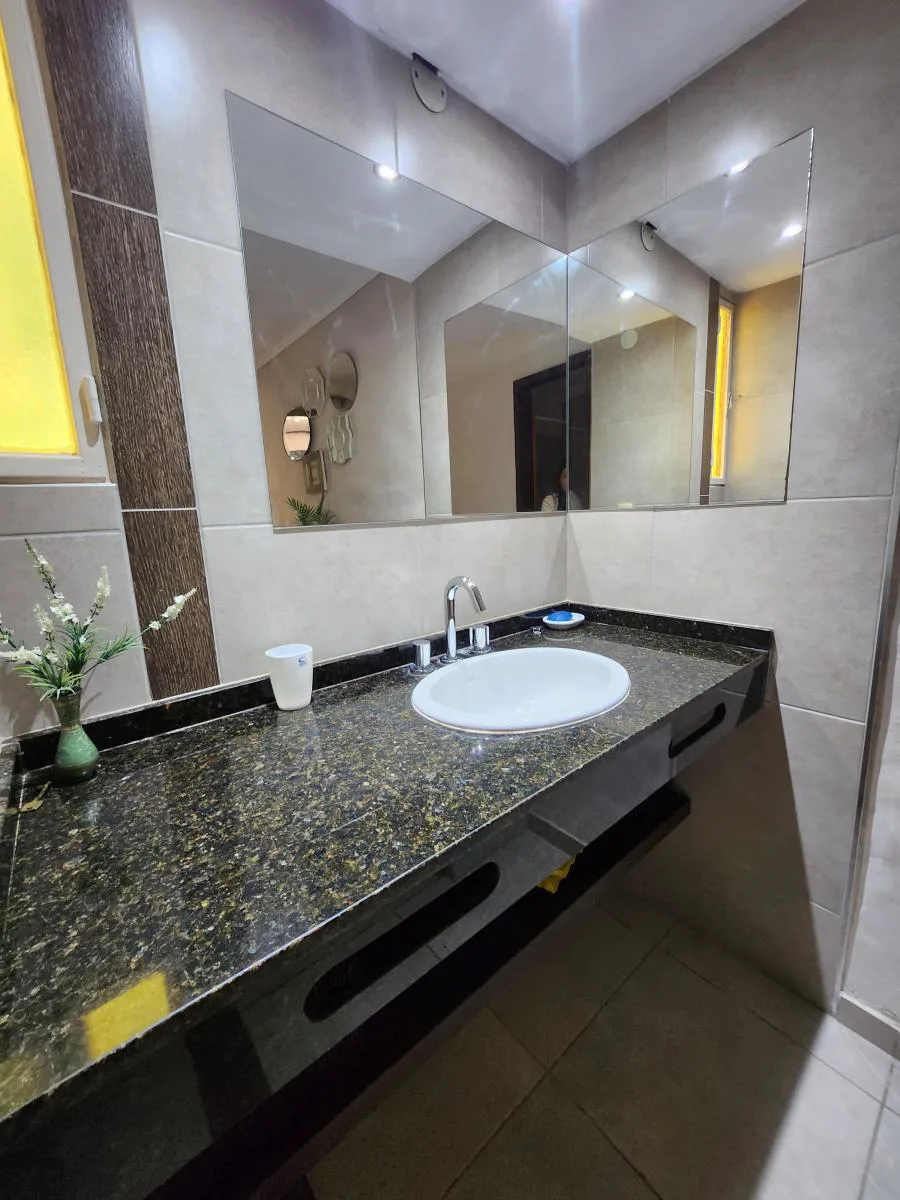 House with Private Pool and Lake View in Villa Parque Siquimán, Córdoba - Papal Visit – photo 5 of 5