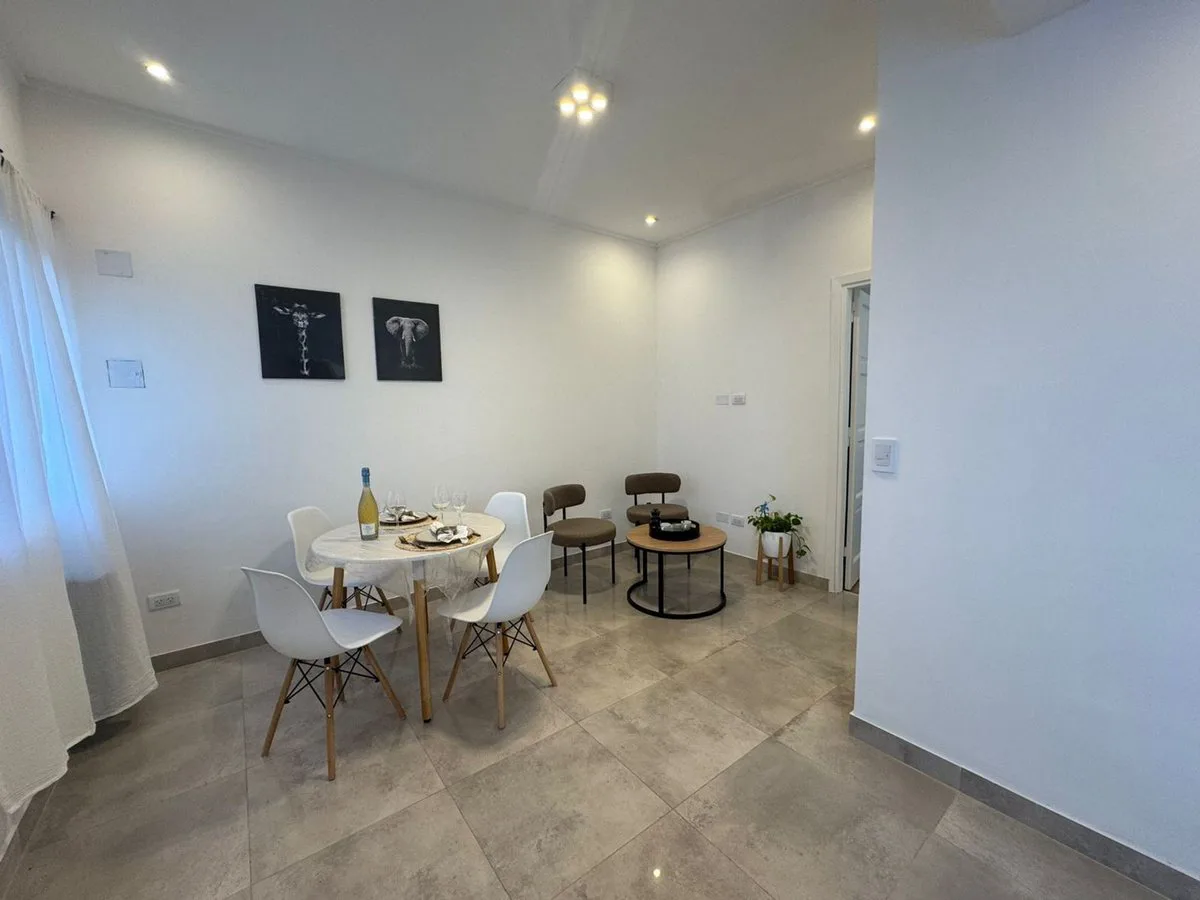 VENTA PH DE DOS AMB RECICLADO CON PATIO foto 5