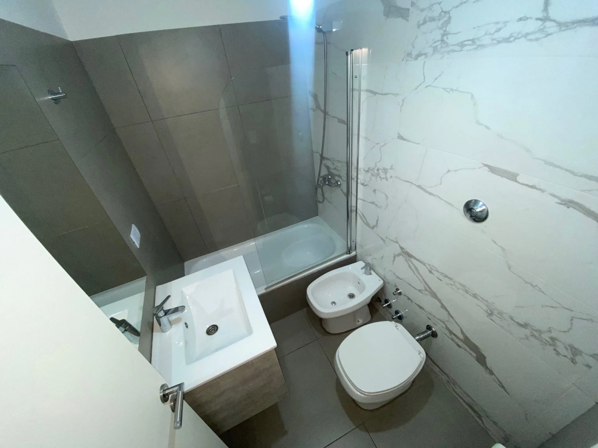 VENTA DEPARTAMENTO 2 AMBIENTES CON BALCON FULL AME foto 4