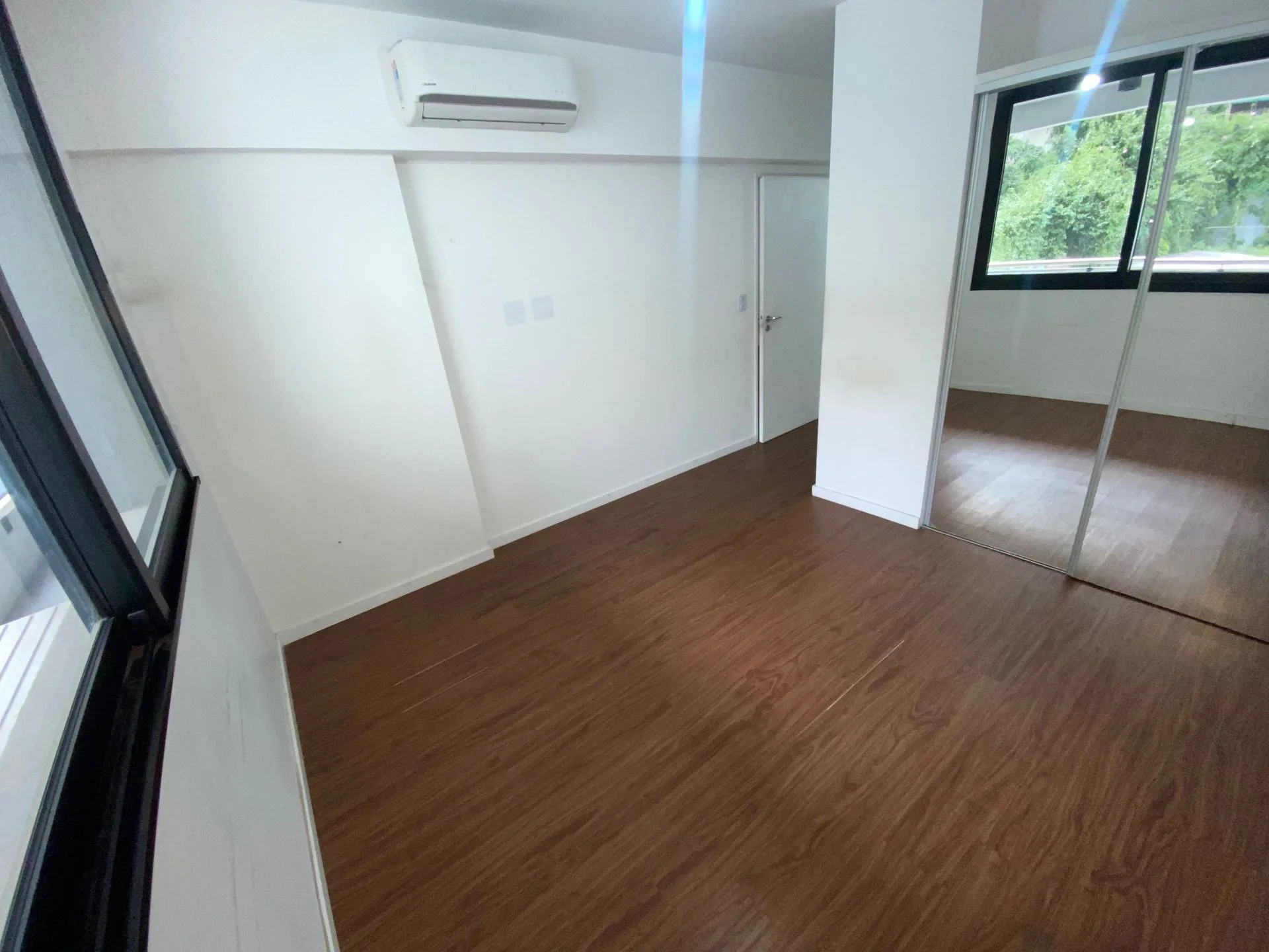 VENTA DEPARTAMENTO 2 AMBIENTES CON BALCON FULL AME foto 5
