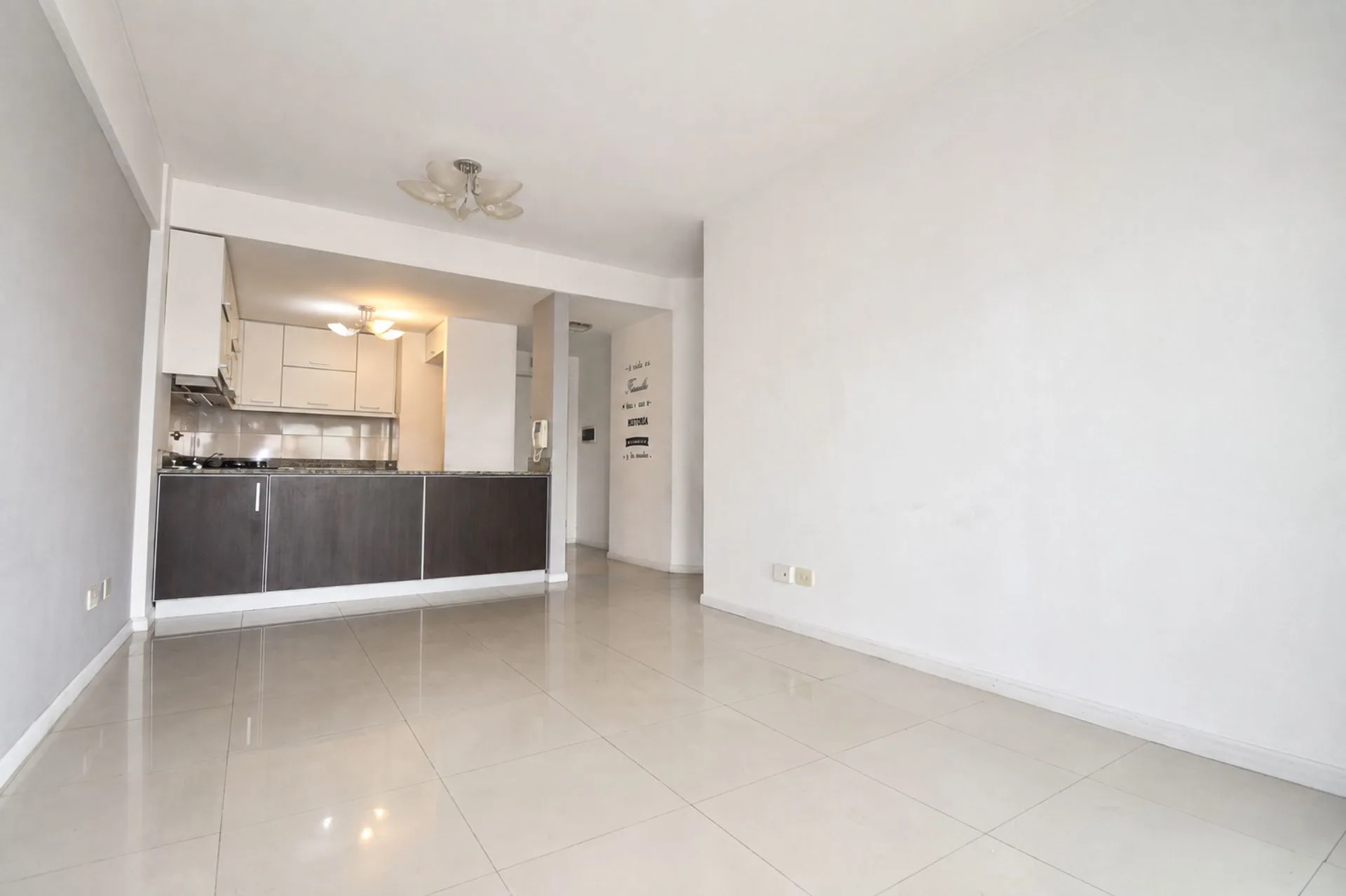 3 ambientes con Balcon Venta Parque Chacabuco foto 3