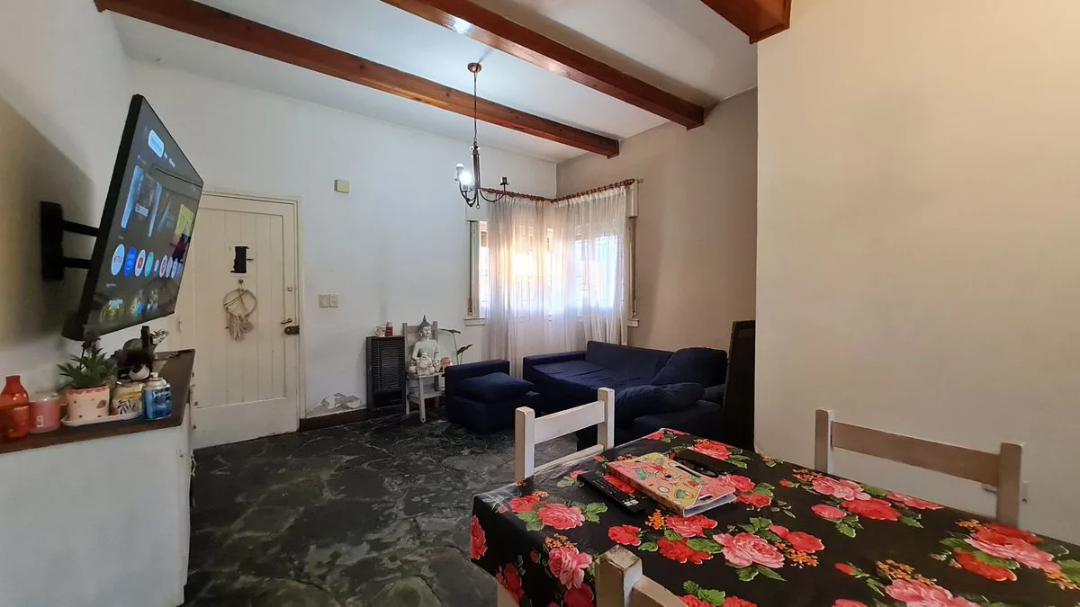 CASA DE DOS DORMITORIOS EN PUNTA ALTA foto 3