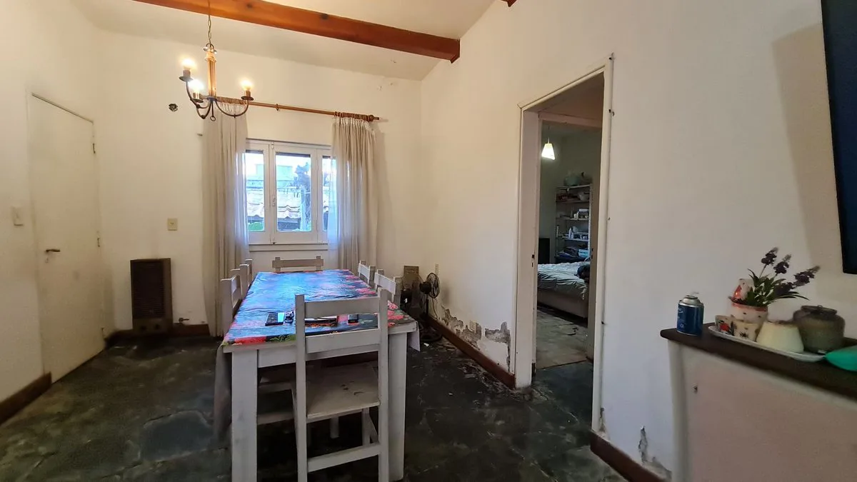 CASA DE DOS DORMITORIOS EN PUNTA ALTA foto 5