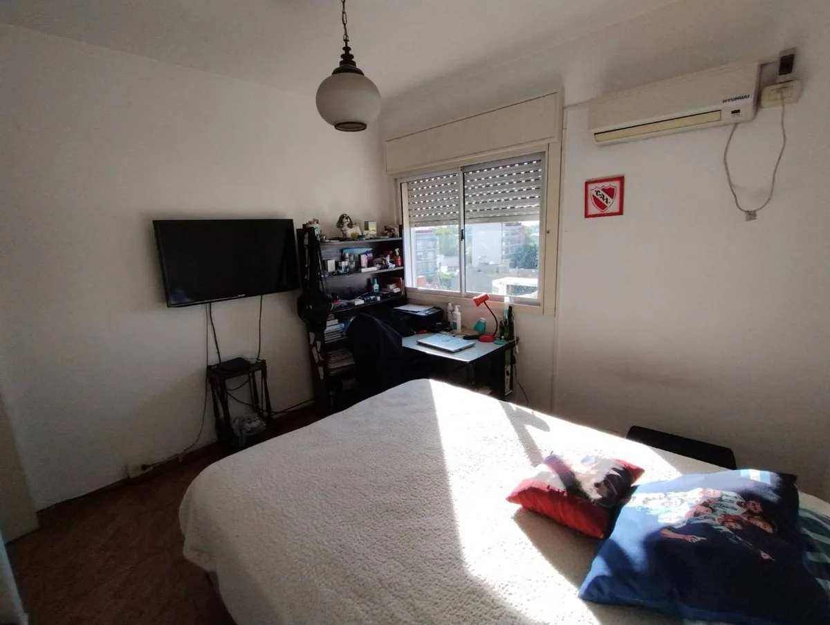 VENTA Departamento 3 ambientes balcon Villa Luro foto 2